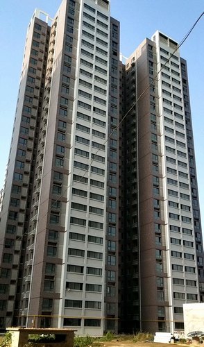 铜煤公司铜煤1#、2#小区工程接连通过竣工验收创佳绩