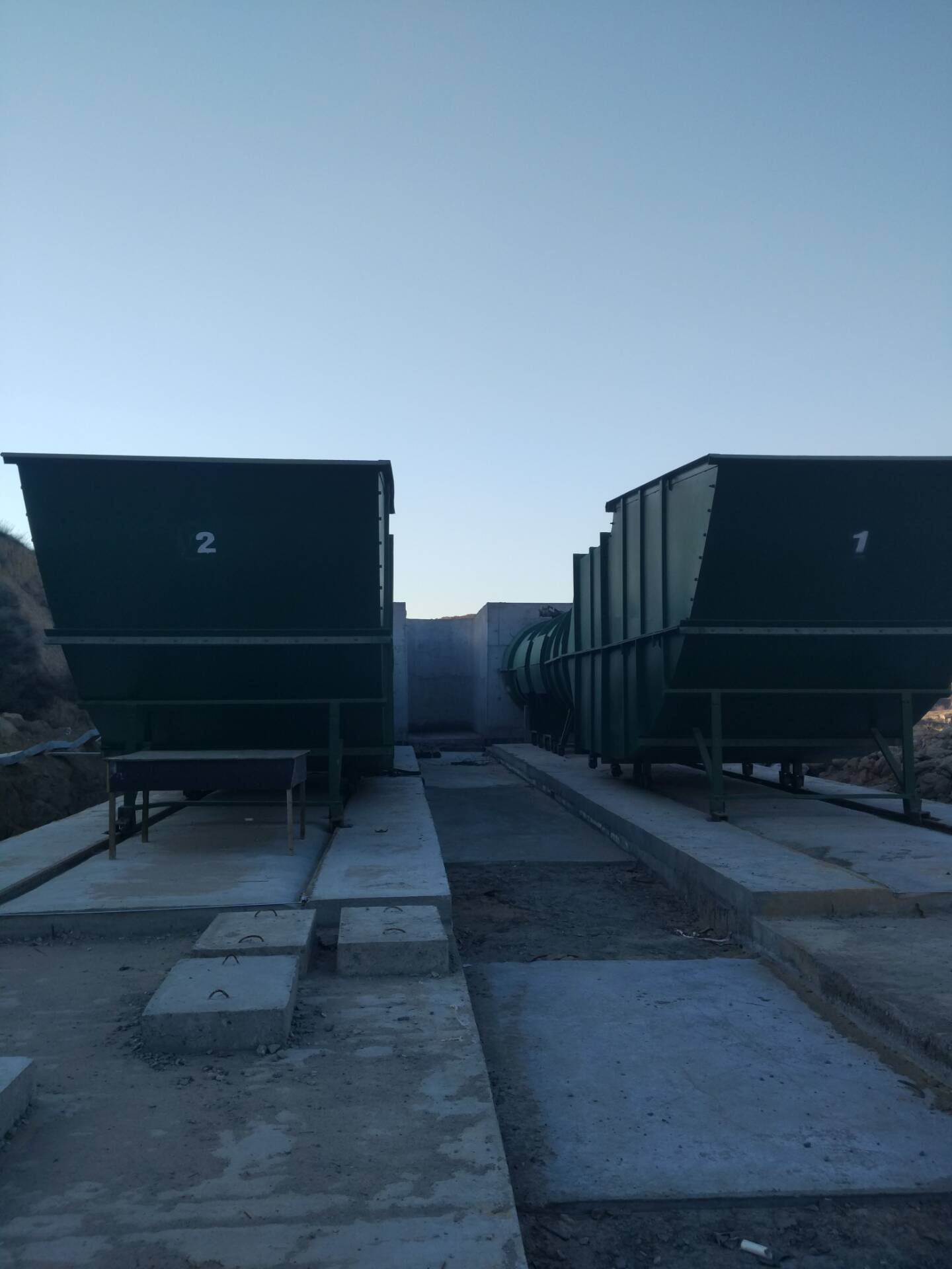 机电安装公司承建的沙梁煤矿通风机设备及配电安装工程顺利通过质监站验收