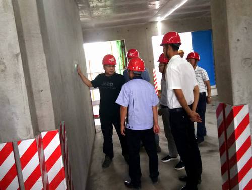 王明智深入陕煤建设铜煤公司蓝山水岸项目检查指导工作