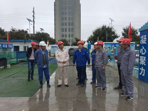 陕西渭河彬州化工有限公司总经理赵亚周一行莅临渭河彬州乙二醇项目检查指导工作