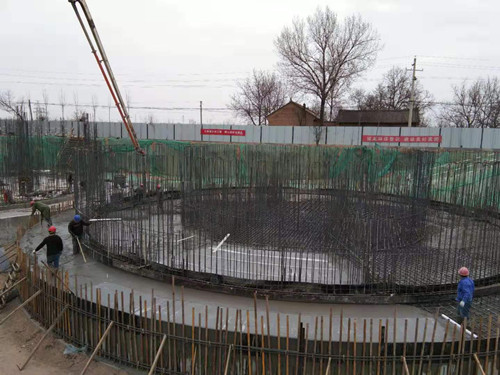 陕煤建设天工公司土建九部顺利完成文家坡矿井及选煤厂新增产品仓筏板基础浇筑