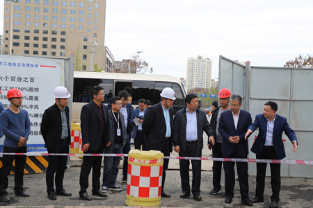 汉中市市长方红卫来陕煤建设汉中入城快速干道金华路项目调研