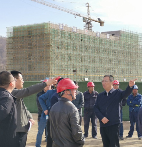 榆林市市长李春临一行莅临陕煤建设天工公司清涧北国枣业红枣深加工项目调研