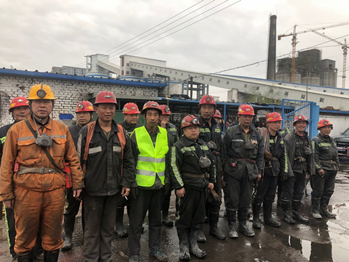 陕煤建设机电安装公司神府项目部承建的5-2煤3#胶带机安装调试成功