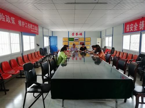 韩城分公司土建四项目部组织开展女职工维权活动初见成效