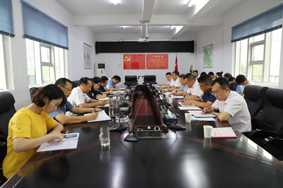 宁兴刚深入汉中协调项目建设