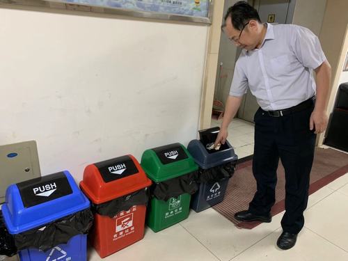 陕煤建设矿建二公司垃圾处理从“随手扔”到“随手分”
