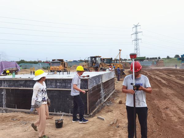 陕煤建设韩城分公司：炎炎夏日  “暑”你最美