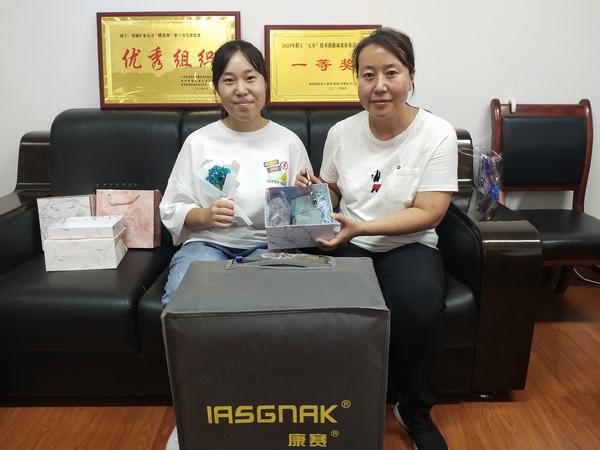 用心用情办实事 金秋助学暖人心