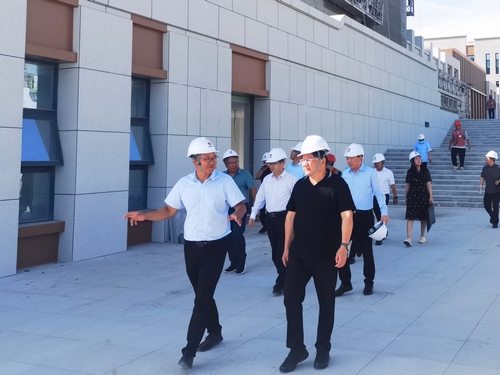 陕西省审计厅党组成员、副厅长牟军利一行莅临中共榆林市委党校新校区建设项目检查指导工作