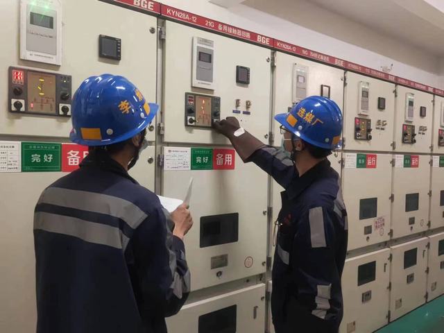 	陕煤建设洗选煤运营公司红柳林洗煤厂项目部： 坚守“五一”立足岗位 诠释劳动之美