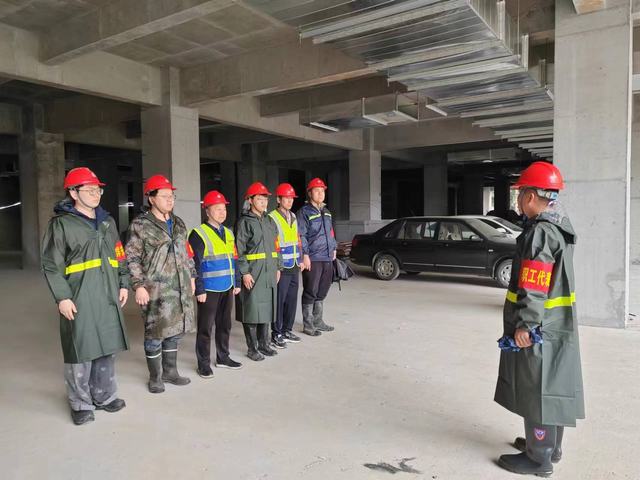 砥砺奋进，青春建功