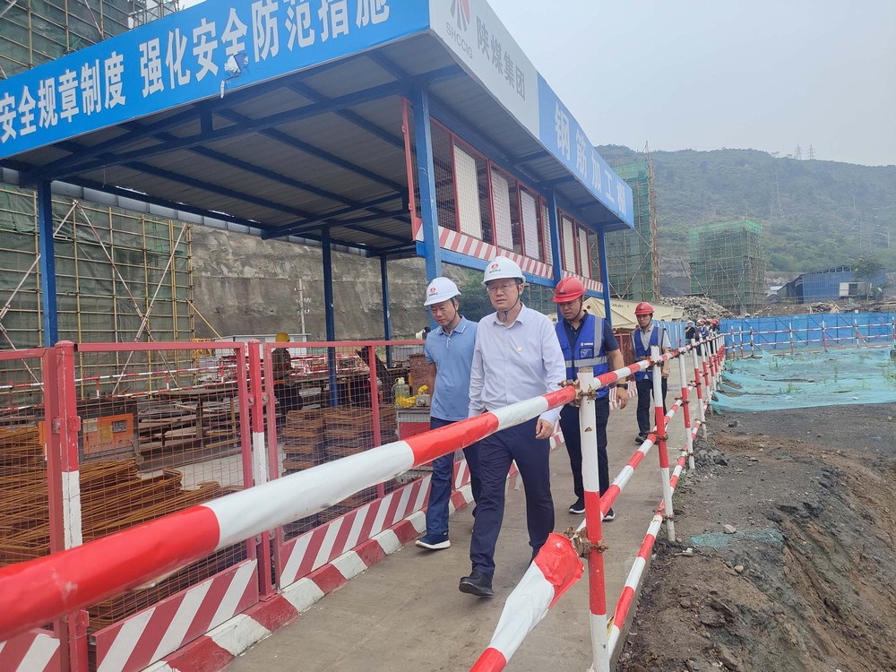 刘保江深入陕煤建设韩城分公司王峰煤矿选煤厂（EPC）总承包项目检查指导工作