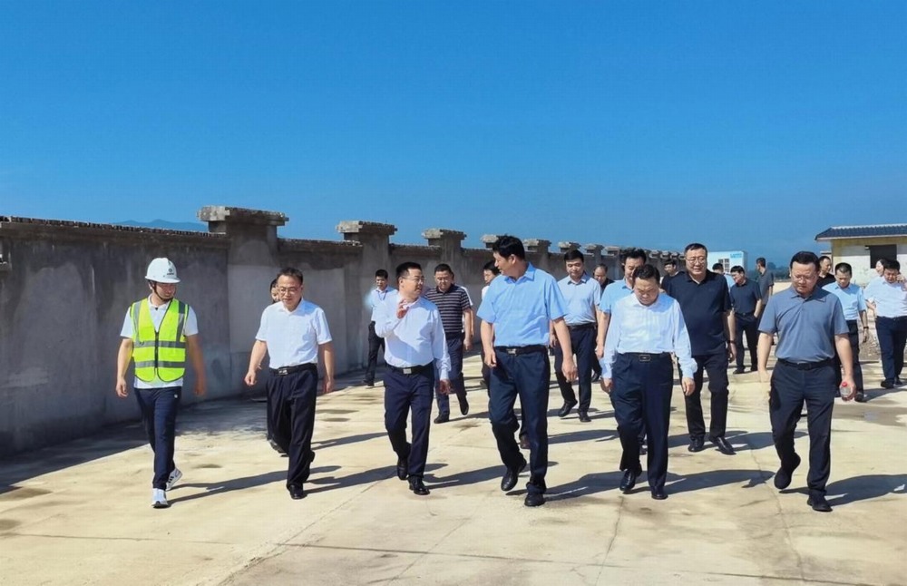 陕煤建设绿宇公司：咸阳市委常委、副市长罗军莅临陕煤建设绿宇公司承建的淳化县殡葬服务设施建设项目指导工作