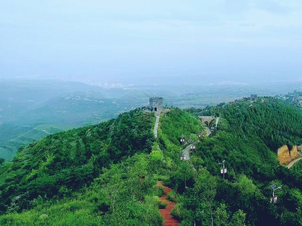 立秋的军台岭