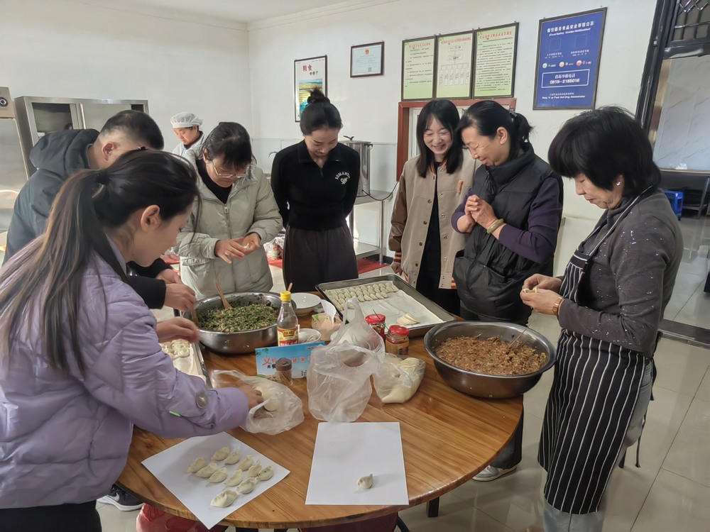 陕煤建设机电安装公司：情暖冬至 争当主“饺”