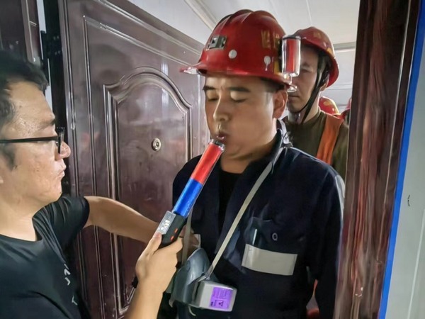 陕煤建设煤矿运营服务分公司:班组长的精准管理“方程式”