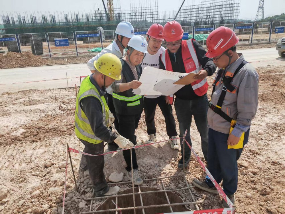 陕煤建设天工公司：“党建＋”汇聚磅礴力量，驱动高质量发展新引擎