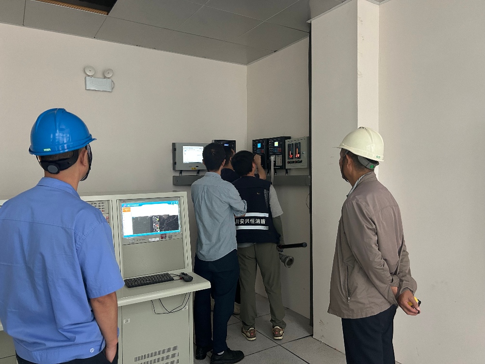 陕煤建设汉中分公司：智能塔机制造项目顺利通过第三方消防检测