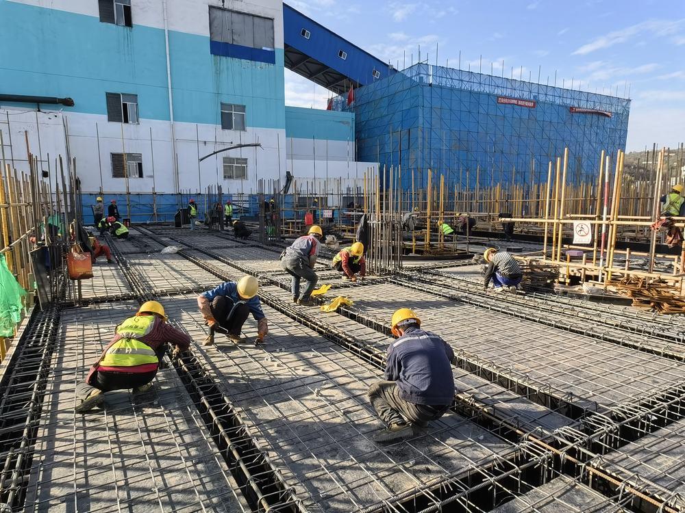 陕煤建设渭南分公司第三项目部：抢抓施工黄金期冲刺年底收官战