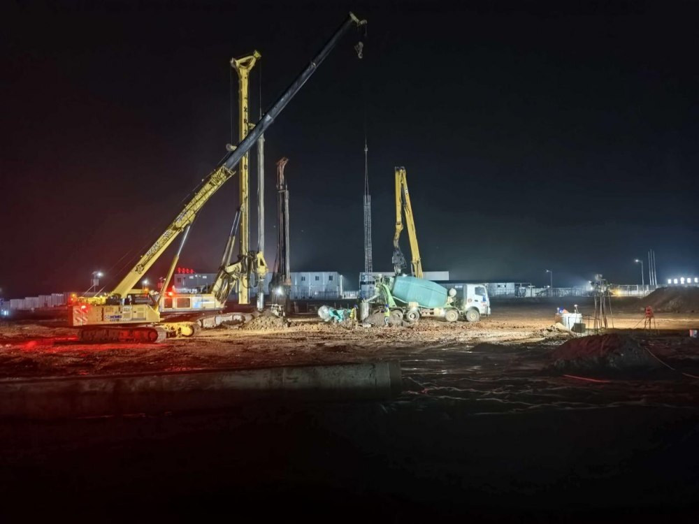 陕煤建设西北分公司汨罗桩基项目部:昼夜奋战抢工期,全力以赴抓节点