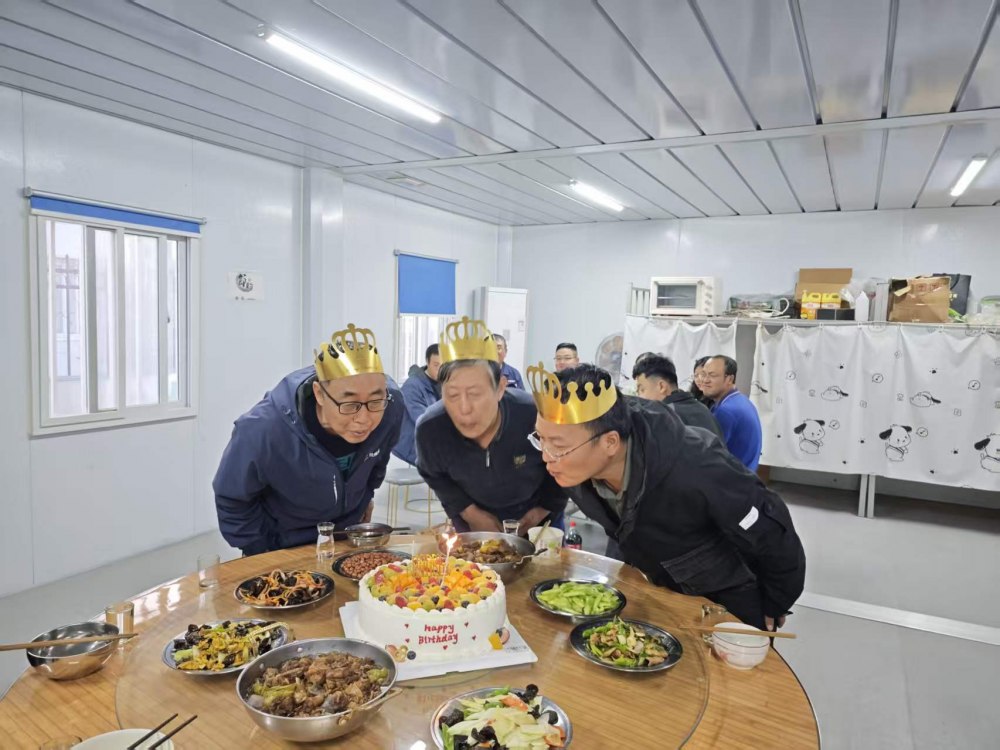 陕煤建设韩城分公司土建四项目部：春风化雨润心田 真情服务暖人心