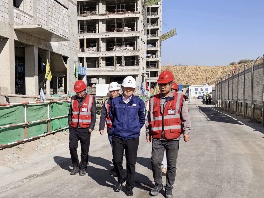 榆林化学副总经理刘振虎深入陕煤建设天工公司基层项目部检查指导工作