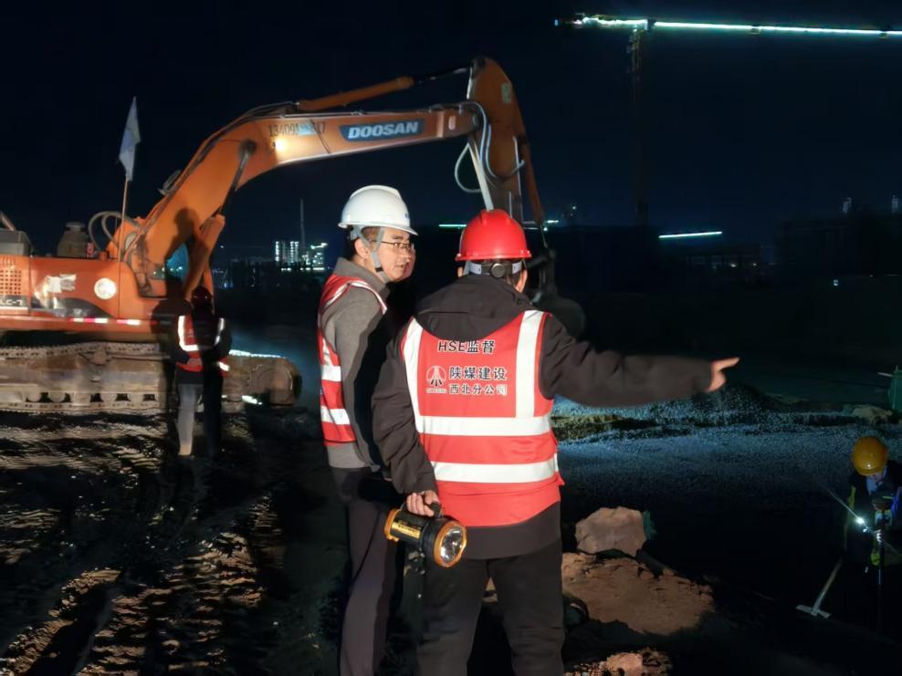 陕煤建设西北分公司土建第三项目部:夜战攻坚保节点 逆风前行显担当