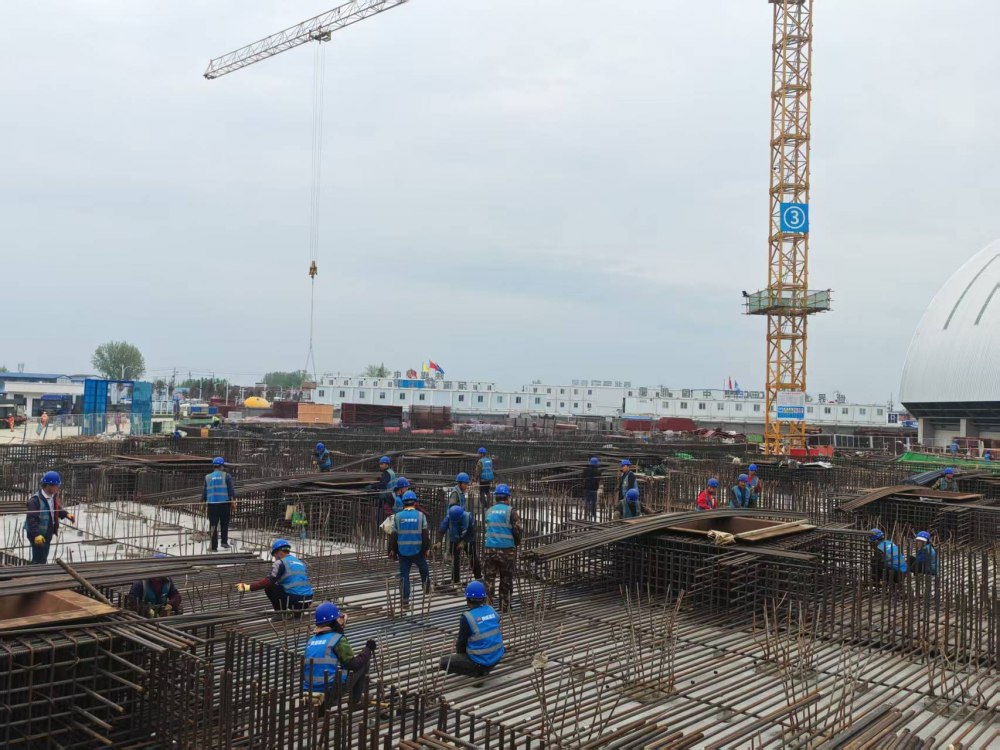 “五一”我在岗 实干建新功