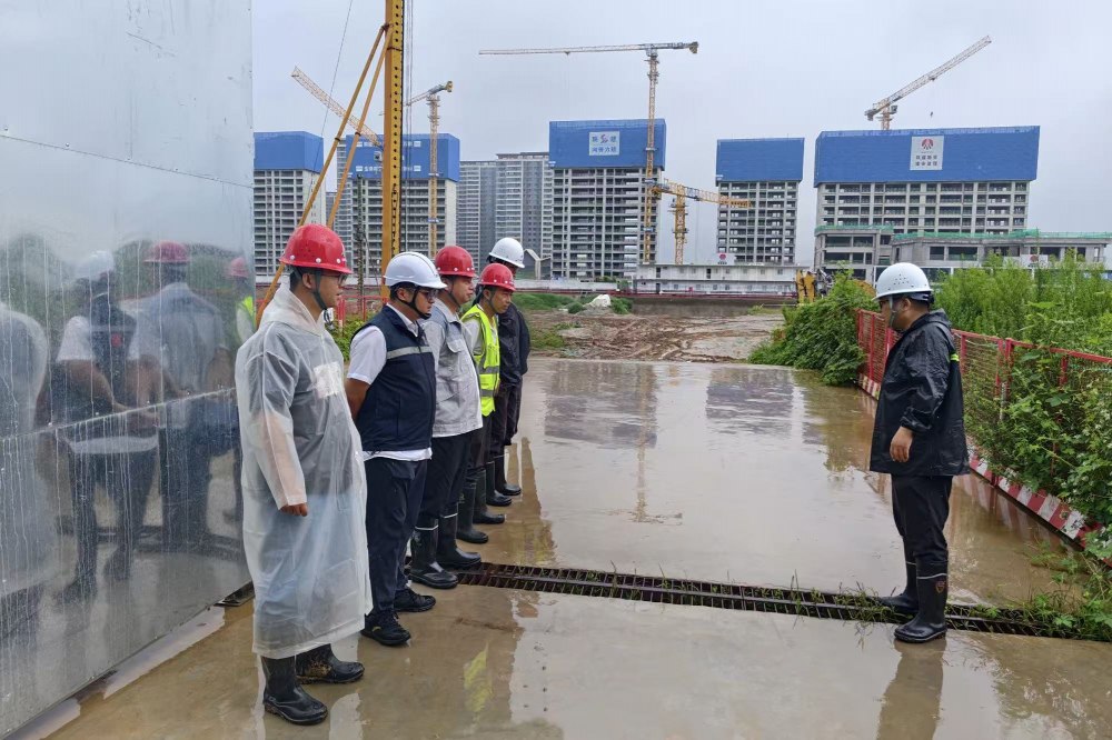 陕煤建设天工公司：党建聚力抓实 “查” 与 “练” 筑牢度汛“责任坝”