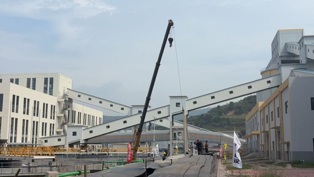 陕煤建设韩城分公司安装四项目部：战高温、抓进度，全力推进王峰煤矿建设