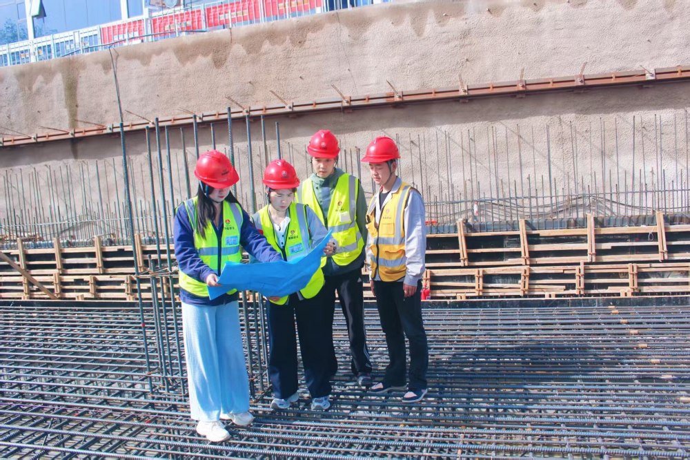 陕煤建设铜煤公司云谷市集项目部:以青春之力筑牢项目安全防线