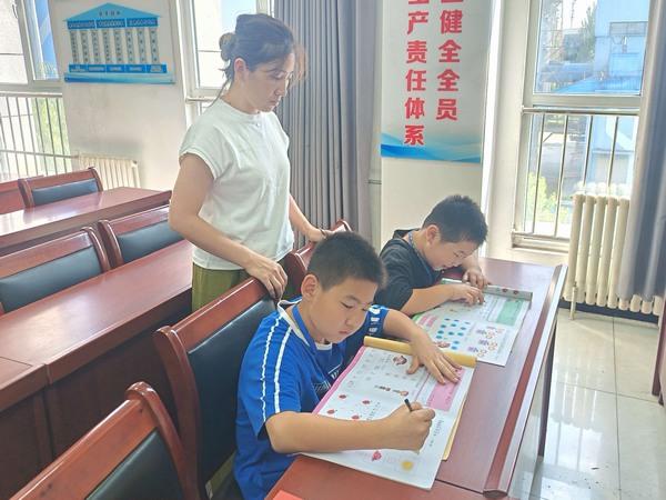 陕煤建设洗选煤运营公司红柳林洗煤厂项目部：把关怀送到一线 把安心留给职工