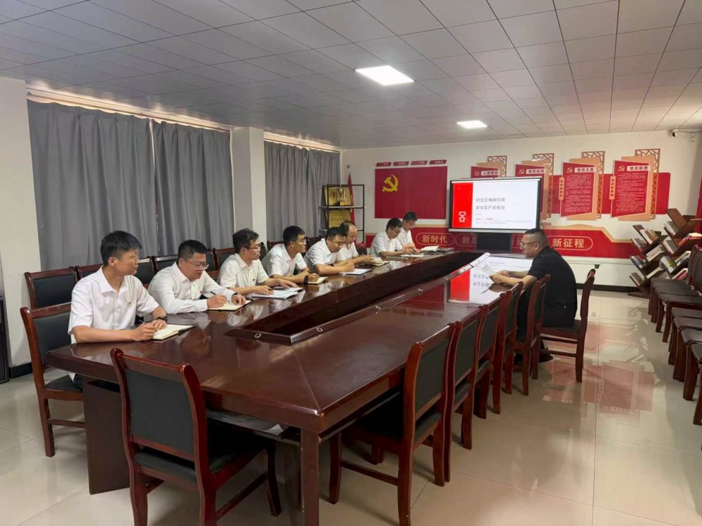 陕煤建设煤矿运营服务分公司：以“说尽千言万语”之韧劲 赋能“五型总部”建设见行见效