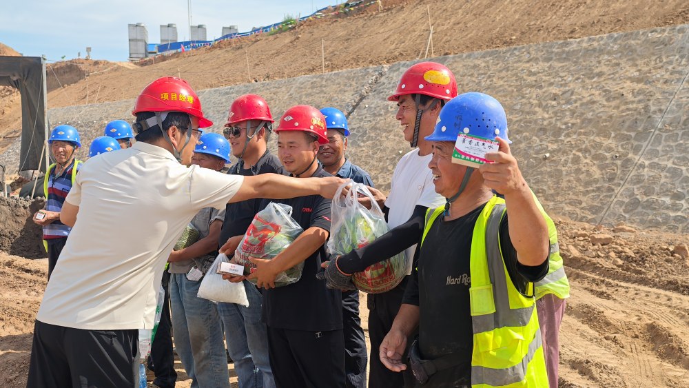 陕煤建设路桥分公司：绽放“三色”之花，赋能青工担当