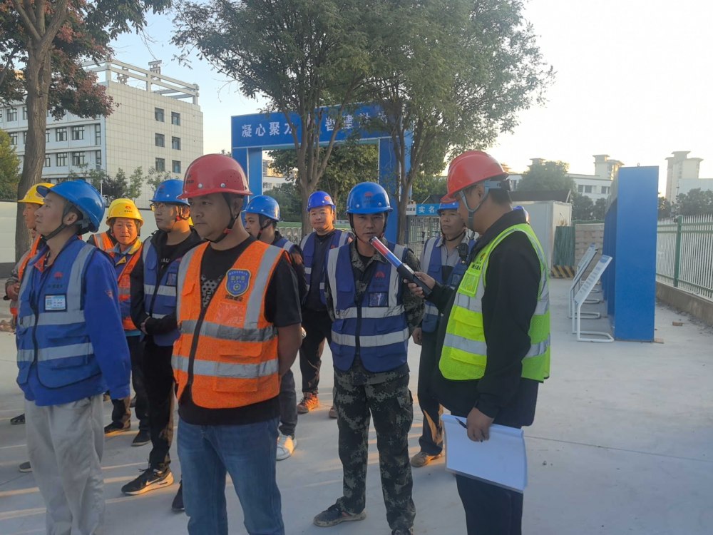 陕煤建设铜煤公司铜川煤机项目部：紧抓施工黄金期 守牢安全主阵地